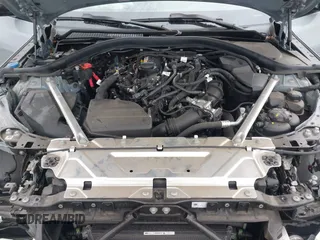2024 BMW 4 Series 430i z VIN WBA23AT03RCP22962, wystawiony jako IAAI lot #41501751 z przebiegiem 26 632 mil mil oraz . Historia ofert i sprzedaży dostępna na DreamBid. Obrazek 10.