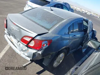 2007 Chrysler Sebring Touring with VIN 1C3LC56R57N537326, listed as a IAAI auction lot 41161390 with 111,023 mi miles and . Bid and sale history available at DreamBid. Image 4.
