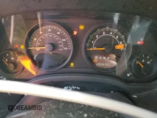 2014 Jeep Patriot Latitude z VIN 1C4NJPFAXED862881, wystawiony jako Copart lot #41519835 z przebiegiem 100 695 mil mil oraz Szkoda całkowita • Salvage title. Historia ofert i sprzedaży dostępna na DreamBid. Obrazek 9.
