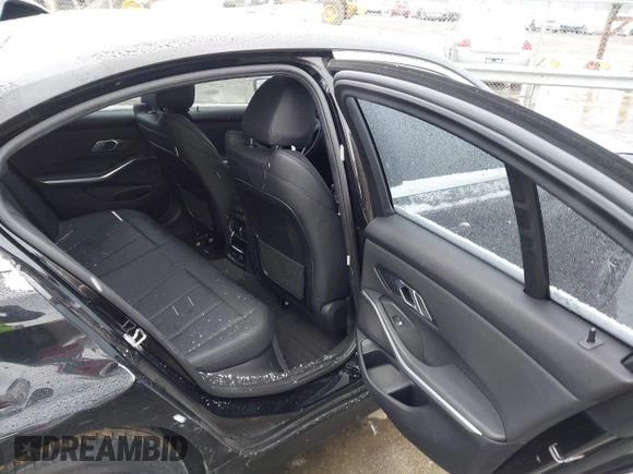 2019 BMW 3 Series 330i с VIN WBA5R1C53KAE82114, выставлен на аукционе IAAI как лот 41632512 с пробегом 92 454 миль миль и . История ставок и продаж доступна на DreamBid. Изображение 8.