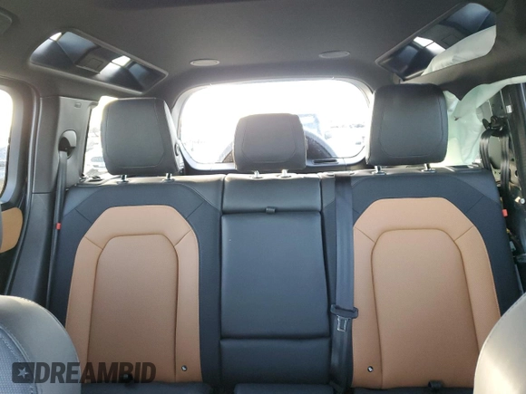 2023 Land Rover Defender X-Dynamic SE with VIN SALE27EU4P2221757, listed as a Copart auction lot 42293275 with 14,302 mi miles and Salvage title. Bid and sale history available at DreamBid. Image 10.