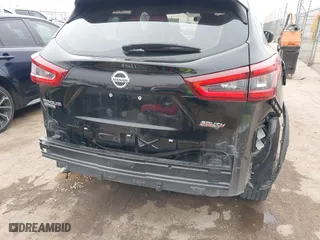 2020 Nissan Rogue Sport S with VIN JN1BJ1CV2LW543826, listed as a IAAI auction lot 41731854 with 116,681 mi miles. Bid and sale history available at carsss.com. Image 6.