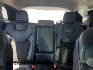 2020 Jeep Cherokee Altitude z VIN 1C4PJMLX3LD538832, wystawiony jako Copart lot #60269435 z przebiegiem 31 479 mil mil oraz Szkoda całkowita • Salvage title. Historia ofert i sprzedaży dostępna na DreamBid. Obrazek 10.