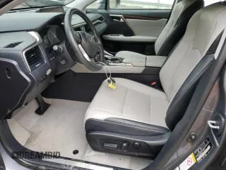 2017 Lexus RX 350 z VIN 2T2BZMCA2HC057095, wystawiony jako Copart lot #57703475 z przebiegiem 91 966 mil mil oraz Szkoda całkowita • Salvage title. Historia ofert i sprzedaży dostępna na DreamBid. Obrazek 7.