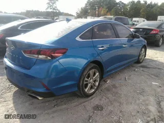 2019 Hyundai Sonata Sport with VIN 5NPE34AF6KH760270, listed as a IAAI auction lot 40956070 with 92,664 mi miles. Bid and sale history available at carsss.com. Image 4.