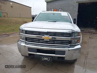 2015 Chevrolet Silverado 3500HD with VIN 1GB2KYEGXFZ529648, listed as a IAAI auction lot 41455344 with 317,558 mi miles and . Bid and sale history available at DreamBid. Image 12.