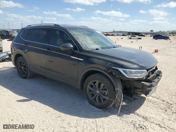 2022 Volkswagen Tiguan SE with VIN 3VV3B7AXXNM154829, listed as a Copart auction lot 49731025 with 43,142 mi miles and Salvage Title. Bid and sale history available at carsss.com. Image 4.