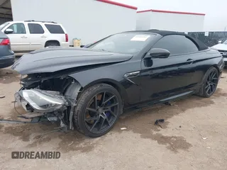 2014 BMW M6 z VIN WBSLZ9C58ED651156, wystawiony jako IAAI lot #41526192 z przebiegiem 90 642 mil mil oraz . Historia ofert i sprzedaży dostępna na DreamBid. Obrazek 2.