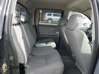 2006 Dodge Dakota SLT z VIN 1D7HW48N66S716560, wystawiony jako Copart lot #49677695 z przebiegiem 163 717 mil mil oraz Szkoda całkowita • Salvage title. Historia ofert i sprzedaży dostępna na DreamBid. Obrazek 10.