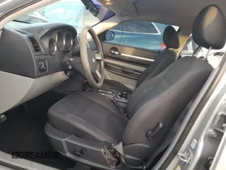 2008 Dodge Magnum SXT z VIN 2D4FV37V38H192961, wystawiony jako Copart lot #43663864 z przebiegiem 152 988 mil mil oraz Szkoda całkowita • Salvage title. Historia ofert i sprzedaży dostępna na DreamBid. Obrazek 7.