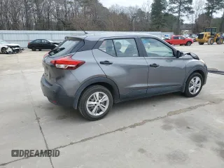 2020 Nissan Kicks S with VIN 3N1CP5BV3LL544243, listed as a Copart auction lot 44253975 with 104,083 mi miles and Salvage Title. Bid and sale history available at carsss.com. Image 3.