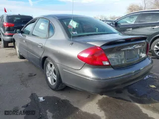 2002 Ford Taurus SEL with VIN 1FAFP56S52A207465, listed as a IAAI auction lot 41218559 with 170,003 mi miles. Bid and sale history available at carsss.com. Image 3.