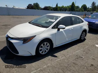 2022 Toyota Corolla LE with VIN JTDEPMAE7N3024062, listed as a Copart auction lot 62824714 with 20,027 mi miles and Salvage Title. Bid and sale history available at carsss.com. Image 1.