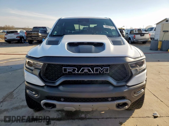 2022 Ram 1500 TRX with VIN 1C6SRFU92NN364402, listed as a Copart auction lot 44027975 with 0 mi miles and Clean Title. Bid and sale history available at carsss.com. Image 5.