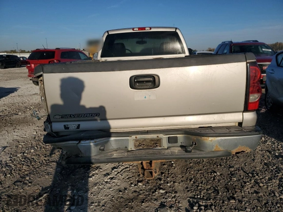 2006 Chevrolet Silverado 1500 Work Truck with VIN 3GCEK14Z06G218507, listed as a Copart auction lot 77350154 with 211,776 mi miles and Salvage Title. Bid and sale history available at carsss.com. Image 6.