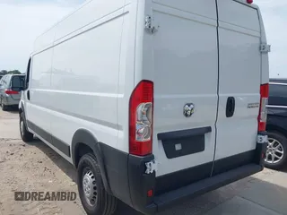 2025 Ram ProMaster Cargo with VIN 3C6MRVHG0SE545736, listed as a IAAI auction lot 42022112 with 683 mi miles and . Bid and sale history available at DreamBid. Image 3.