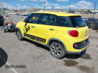 2014 FIAT 500L Trekking z VIN ZFBCFADH7EZ021466, wystawiony jako IAAI lot #42147275 z przebiegiem 132 380 mil mil oraz . Historia ofert i sprzedaży dostępna na DreamBid. Obrazek 3.