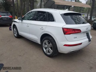 2018 Audi Q5 Premium Plus with VIN WA1BNAFY6J2080465, listed as a IAAI auction lot 41941203 with 79,724 mi miles. Bid and sale history available at carsss.com. Image 3.