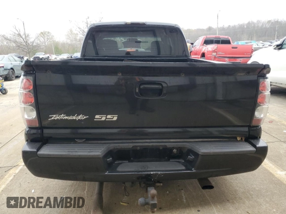 2006 Chevrolet Silverado SS z VIN 2GCEC19N261140999, wystawiony jako Copart lot #80564114 z przebiegiem 221 209 mil mil oraz Szkoda całkowita • Salvage title. Historia ofert i sprzedaży dostępna na DreamBid. Obrazek 6.