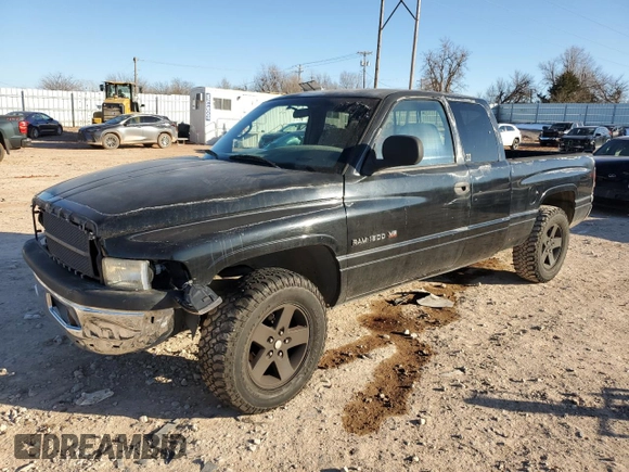 1999 Dodge 1500 with VIN 3B7HC12Y1XG199438, listed as a Copart auction lot 88346955 with 230,867 mi miles and Salvage Title. Bid and sale history available at DreamBid. Image 1.