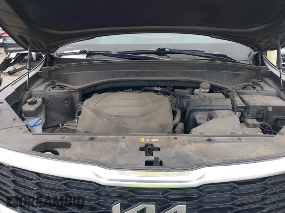 2022 Kia Telluride S with VIN 5XYP64HC3NG256251, listed as a IAAI auction lot 42077499 with 61,402 mi miles and . Bid and sale history available at DreamBid. Image 10.