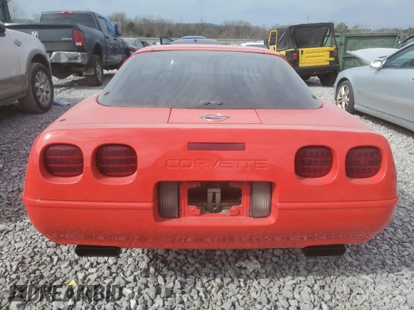 1996 Chevrolet Corvette z VIN 1G1YY22P2T5113949, wystawiony jako Copart lot #47555645 z przebiegiem 179 068 mil mil oraz Czysty tytuł • Clean title. Historia ofert i sprzedaży dostępna na DreamBid. Obrazek 6.