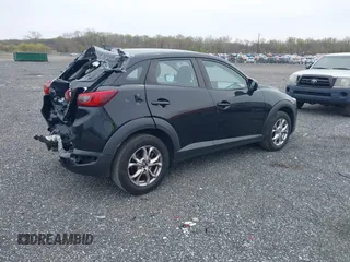 2019 Mazda CX-3 Sport z VIN JM1DKFB78K1452445, wystawiony jako IAAI lot #42001979 z przebiegiem 73 493 mil mil oraz . Historia ofert i sprzedaży dostępna na DreamBid. Obrazek 4.
