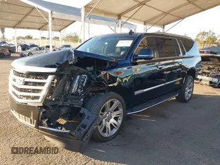 2020 Cadillac Escalade ESV Luxury z VIN 1GYS4HKJ3LR181834, wystawiony jako IAAI lot #40813416 z przebiegiem 65 857 mil mil oraz . Historia ofert i sprzedaży dostępna na DreamBid. Obrazek 18.