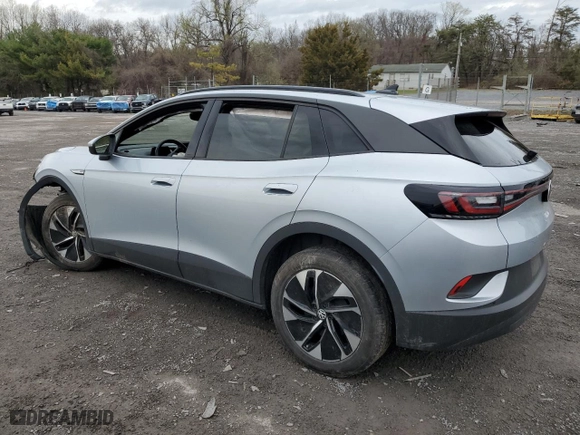 2021 Volkswagen ID.4 Pro with VIN WVGRMPE28MP031035, listed as a Copart auction lot 51860175 with 85,706 mi miles and Salvage Title. Bid and sale history available at carsss.com. Image 2.
