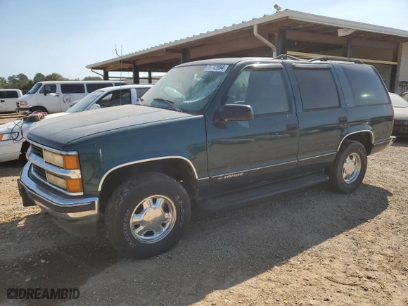 1998 Chevrolet Tahoe with VIN 1GNEK13R2WJ347601, listed as a Copart auction lot 75742084 with 202,287 mi miles and Salvage Title. Bid and sale history available at carsss.com. Image 1.