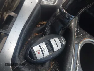 2016 Nissan Maxima SR z VIN 1N4AA6AP8GC901518, wystawiony jako IAAI lot #42042882 z przebiegiem 347 960 mil mil oraz . Historia ofert i sprzedaży dostępna na DreamBid. Obrazek 11.