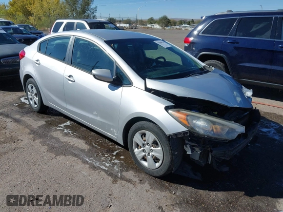 2016 Kia Forte LX with VIN KNAFK4A66G5463821, listed as a IAAI auction lot 40686914 with 67,123 mi miles. Bid and sale history available at carsss.com. Image 1.