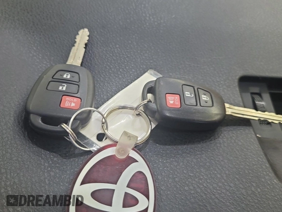 2018 Toyota RAV4 LE with VIN JTMBFREV0JJ183685, listed as a IAAI auction lot 42774230 with 81,554 mi miles and . Bid and sale history available at DreamBid. Image 3.