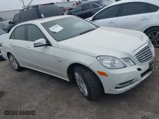 2012 Mercedes-Benz E-Class E 350 Luxury with VIN WDDHF5KB0CA588841, listed as a IAAI auction lot 41371990 with 108,480 mi miles. Bid and sale history available at carsss.com. Image 1.