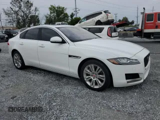 2017 Jaguar XF 35t Premium with VIN SAJBD4BV7HCY48451, listed as a Copart auction lot 58133385 with 65,085 mi miles and Salvage title. Bid and sale history available at DreamBid. Image 4.