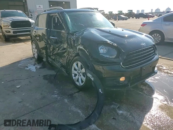 2019 MINI Countryman Cooper with VIN WMZYS7C58K3F45493, listed as a Copart auction lot 72711804 with 61,900 mi miles and Salvage Title. Bid and sale history available at carsss.com. Image 14.