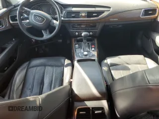 2014 Audi A7 Prestige z VIN WAU2GAFC4EN051245, wystawiony jako Copart lot #55777015 z przebiegiem 149 609 mil mil oraz Tytuł czysty. Historia ofert i sprzedaży dostępna na DreamBid. Obrazek 8.