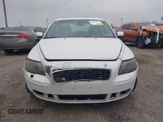 2006 Volvo S40 2.4L with VIN YV1MS390362201768, listed as a IAAI auction lot 41784027 with 224,794 mi miles. Bid and sale history available at carsss.com. Image 12.