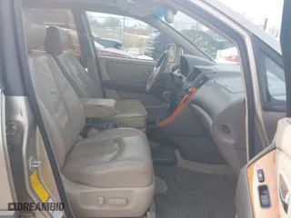 2001 Lexus RX 300 with VIN JTJHF10UX10186798, listed as a IAAI auction lot 41658998 with 177,746 mi miles. Bid and sale history available at carsss.com. Image 5.