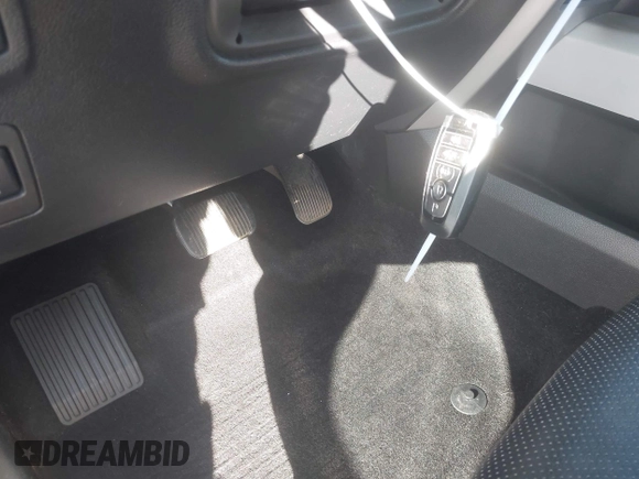 2018 Ford F-150 XL with VIN 1FTEW1EP8JKC04826, listed as a IAAI auction lot 42326753 with 223,969 mi miles and . Bid and sale history available at DreamBid. Image 11.