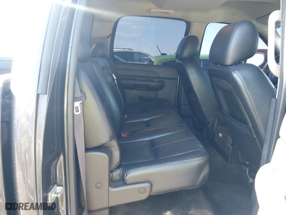 2011 GMC Sierra 1500 SLE with VIN 3GTP1VE06BG207203, listed as a IAAI auction lot 41495972 with 151,239 mi miles. Bid and sale history available at carsss.com. Image 8.