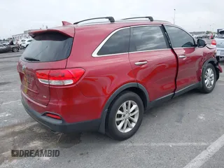2016 Kia Sorento LX with VIN 5XYPG4A33GG100267, listed as a IAAI auction lot 42098220 with 42,661 mi miles. Bid and sale history available at carsss.com. Image 4.