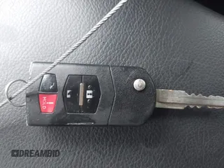 2013 Mazda 3 i SV z VIN JM1BL1TF2D1761375, wystawiony jako IAAI lot #42373558 z przebiegiem 150 196 mil mil oraz . Historia ofert i sprzedaży dostępna na DreamBid. Obrazek 11.