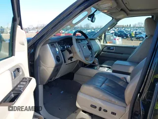 2013 Ford Expedition Limited с VIN 1FMJU2A52DEF64185, выставлен на аукционе IAAI как лот 42020671 с пробегом 166 453 миль миль и . История ставок и продаж доступна на DreamBid. Изображение 5.