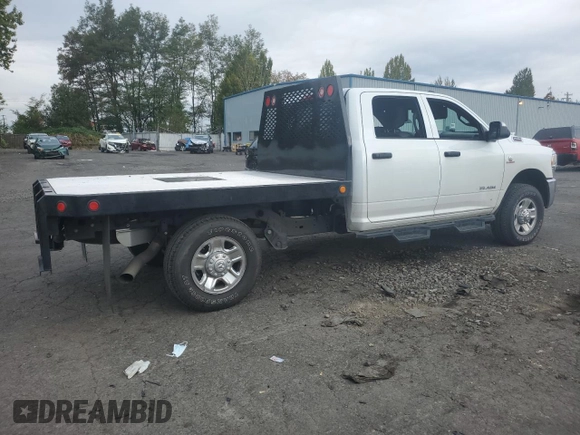 2022 Ram 2500 Tradesman with VIN 3C6UR5HL2NG398759, listed as a Copart auction lot 72958244 with 5,300 mi miles and Salvage title. Bid and sale history available at DreamBid. Image 3.