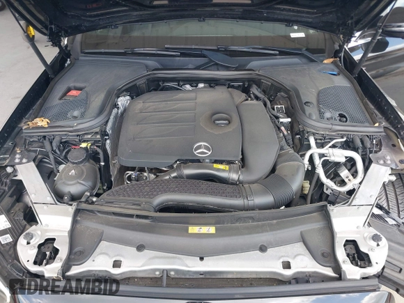 2021 Mercedes-Benz E 350 z VIN W1KZF8EB8MA873550, wystawiony jako IAAI lot #42299371 z przebiegiem 62 734 mil mil oraz . Historia ofert i sprzedaży dostępna na DreamBid. Obrazek 10.