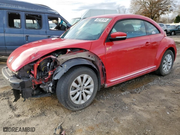 2019 Volkswagen Beetle S with VIN 3VWFD7AT3KM708711, listed as a Copart auction lot 82218764 with 98,387 mi miles and Salvage Title. Bid and sale history available at carsss.com. Image 1.