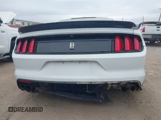2017 Ford Mustang Shelby GT350 z VIN 1FA6P8JZ1H5525560, wystawiony jako IAAI lot #41526233 z przebiegiem 36 852 mil mil oraz . Historia ofert i sprzedaży dostępna na DreamBid. Obrazek 18.