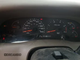2003 Ford F-250 XL с VIN 1FTNW20P73EB82199, выставлен на аукционе Copart как лот 44218015 с пробегом Не указан миль и Списание • Salvage title. История ставок и продаж доступна на DreamBid. Изображение 9.