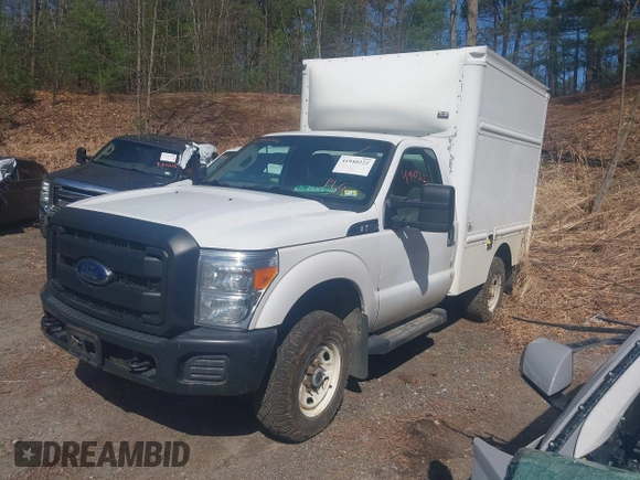 2015 Ford F-250 XL z VIN 1FDBF2B6XFED21572, wystawiony jako IAAI lot #41940222 z przebiegiem 433 042 mil mil oraz . Historia ofert i sprzedaży dostępna na DreamBid. Obrazek 17.